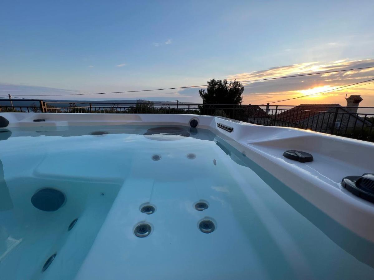 Podgora Experience Suite With Jacuzzi Nerezine Buitenkant foto